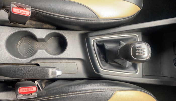 2016 Hyundai Elite i20 SPORTZ 1.2, Petrol, Manual, 46,386 km, Gear Lever