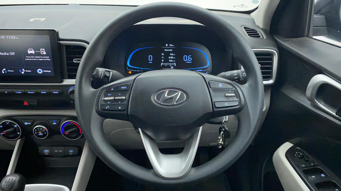2023 Hyundai VENUE S(O) 1.2, Petrol, Manual, 6,659 km, Steering Wheel Close Up