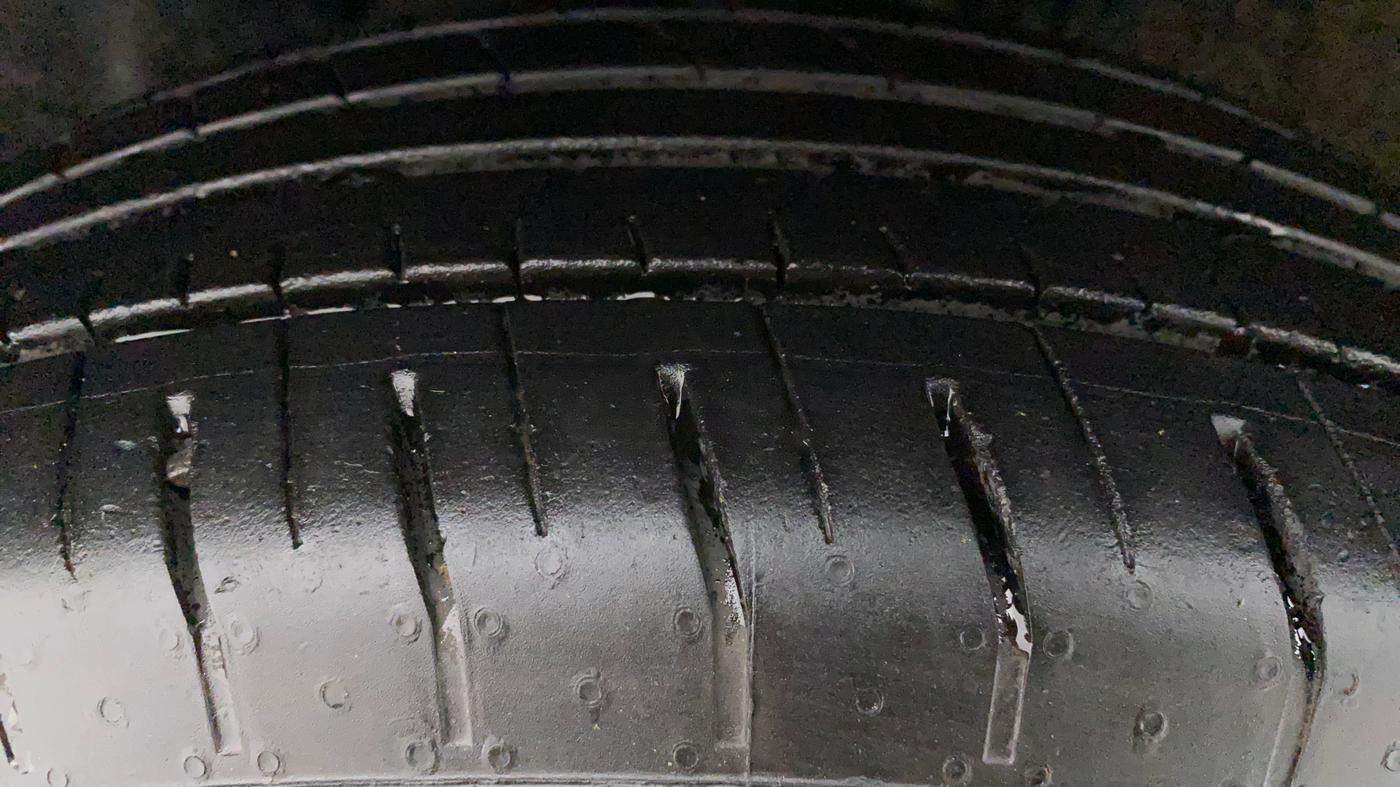 2023 Hyundai VENUE S(O) 1.2, Petrol, Manual, 6,659 km, Left Front Tyre Tread
