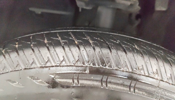 2023 Tata PUNCH ADVENTURE AMT, Petrol, Automatic, 25,116 km, Left Front Tyre Tread