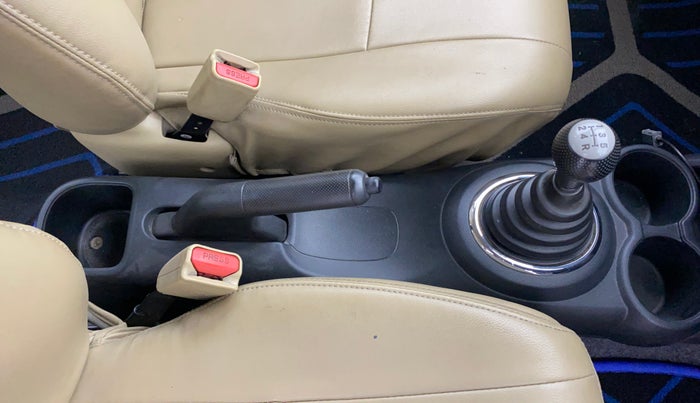 2015 Honda Amaze 1.2L I-VTEC S, Petrol, Manual, 82,922 km, Gear Lever