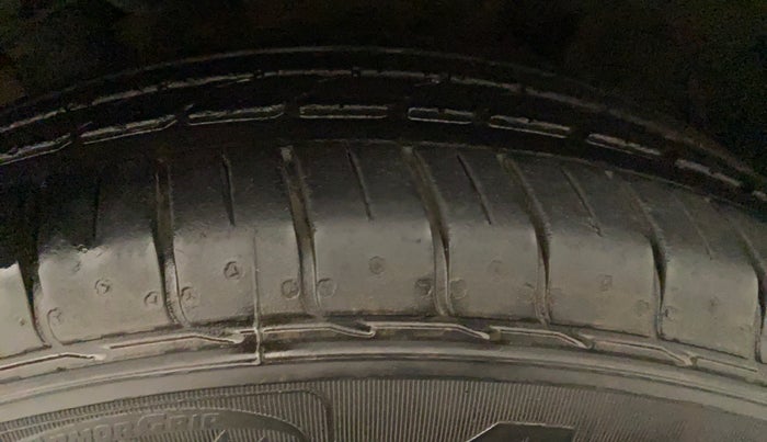 2020 KIA SELTOS HTX 1.5 PETROL, Petrol, Manual, 15,926 km, Left Front Tyre Tread