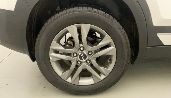 2020 KIA SELTOS HTX 1.5 PETROL, Petrol, Manual, 15,926 km, Right Rear Wheel