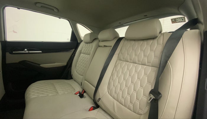 2020 KIA SELTOS HTX 1.5 PETROL, Petrol, Manual, 15,926 km, Right Side Rear Door Cabin