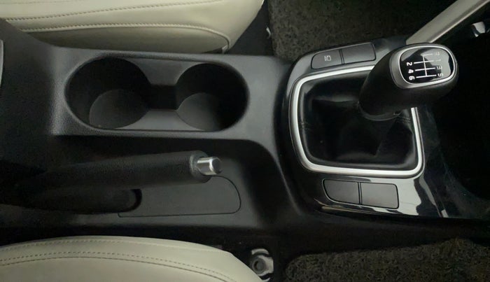 2020 KIA SELTOS HTX 1.5 PETROL, Petrol, Manual, 15,926 km, Gear Lever