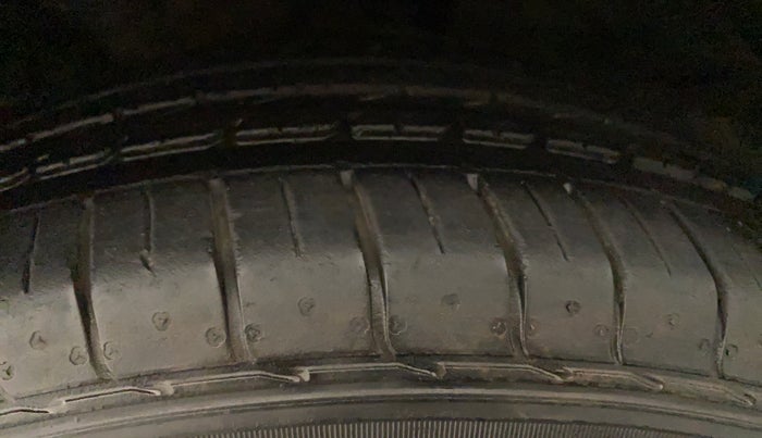 2020 KIA SELTOS HTX 1.5 PETROL, Petrol, Manual, 15,926 km, Left Rear Tyre Tread