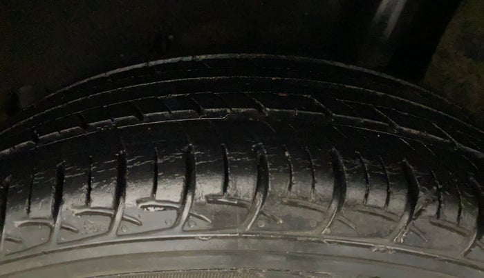 2018 Maruti Baleno DELTA PETROL 1.2, Petrol, Manual, 45,409 km, Left Rear Tyre Tread
