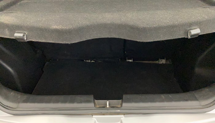 2018 Maruti Baleno DELTA PETROL 1.2, Petrol, Manual, 45,409 km, Boot Inside