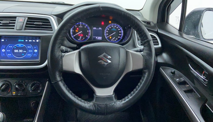 2018 Maruti S Cross SIGMA SHVS, Diesel, Manual, 37,937 km, Steering Wheel Close-up
