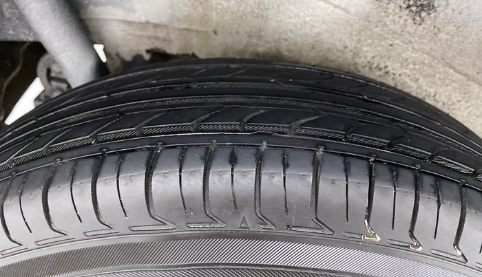 2017 Maruti Wagon R 1.0 LXI, Petrol, Manual, 71,729 km, Right Rear Tyre Tread