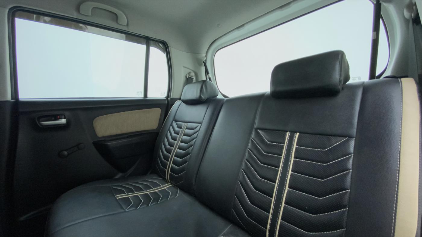 2017 Maruti Wagon R 1.0 LXI, Petrol, Manual, 71,729 km, Right Side Rear Door Cabin