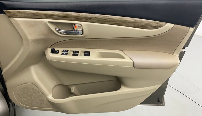 2019 Maruti Ciaz DELTA 1.5 SHVS VVT MT, Petrol, Manual, 20,701 km, Driver Side Door Panels Control
