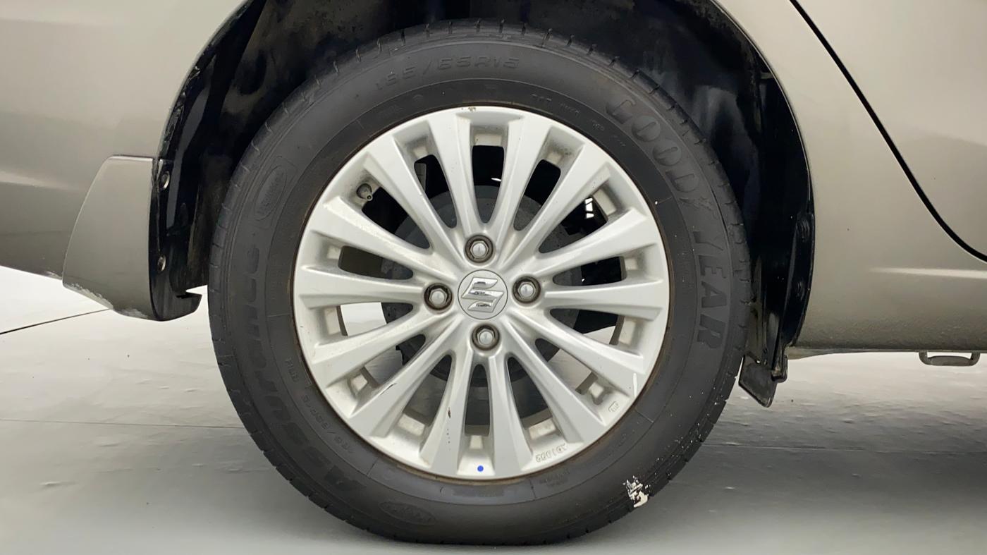2019 Maruti Ciaz DELTA 1.5 SHVS VVT MT, Petrol, Manual, 20,701 km, Right Rear Wheel