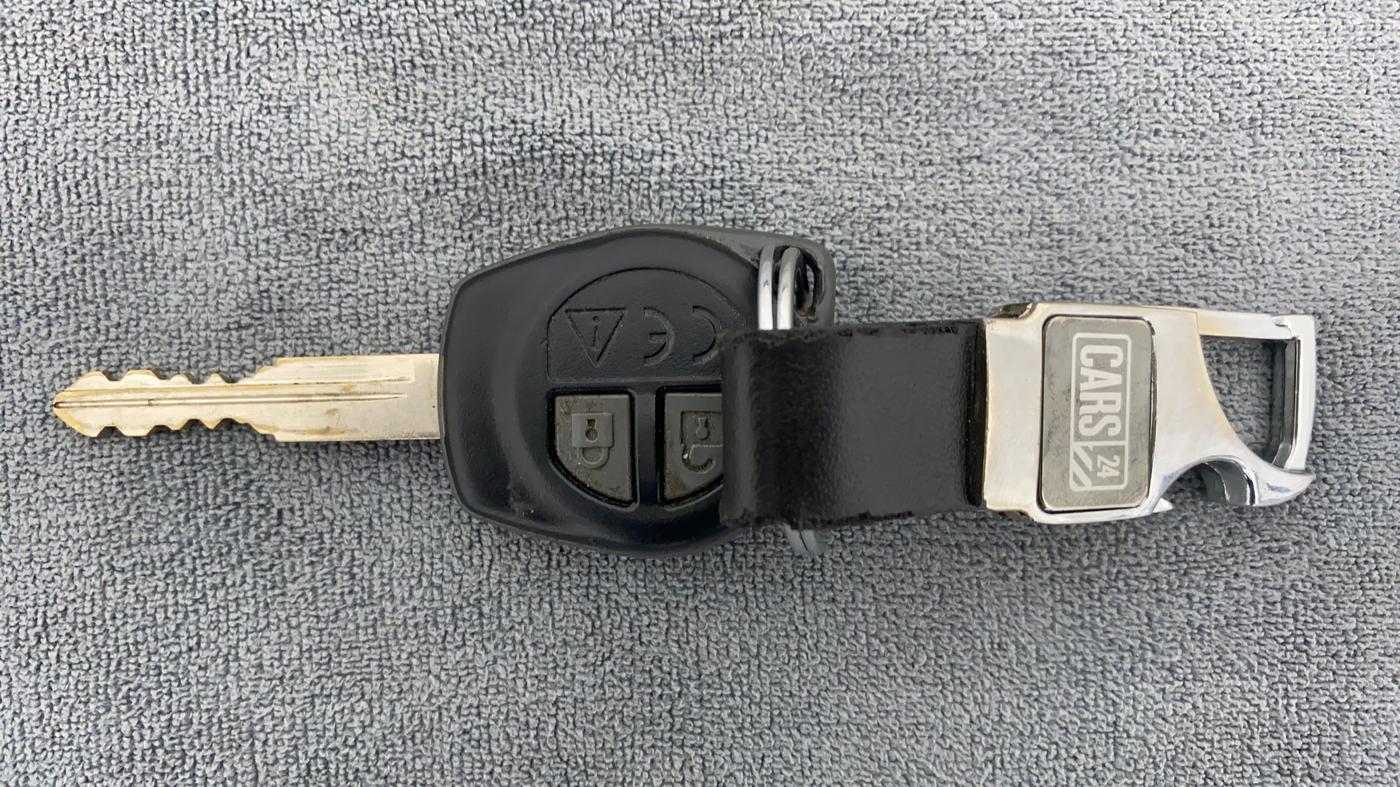 2019 Maruti Ciaz DELTA 1.5 SHVS VVT MT, Petrol, Manual, 20,701 km, Key Close Up