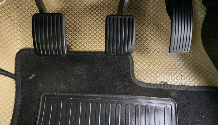 2019 Hyundai NEW SANTRO SPORTZ MT, Petrol, Manual, 89,815 km, Pedals