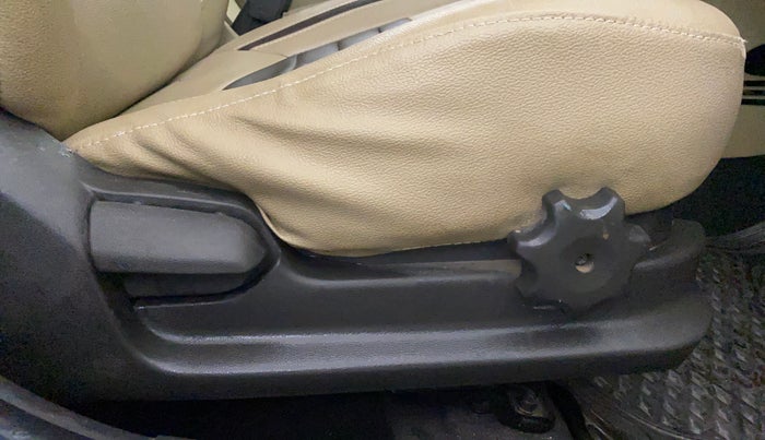 2014 Hyundai Verna FLUIDIC 1.6 VTVT SX, Petrol, Manual, 52,010 km, Driver Side Adjustment Panel