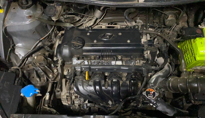 2014 Hyundai Verna FLUIDIC 1.6 VTVT SX, Petrol, Manual, 52,010 km, Engine View - Right