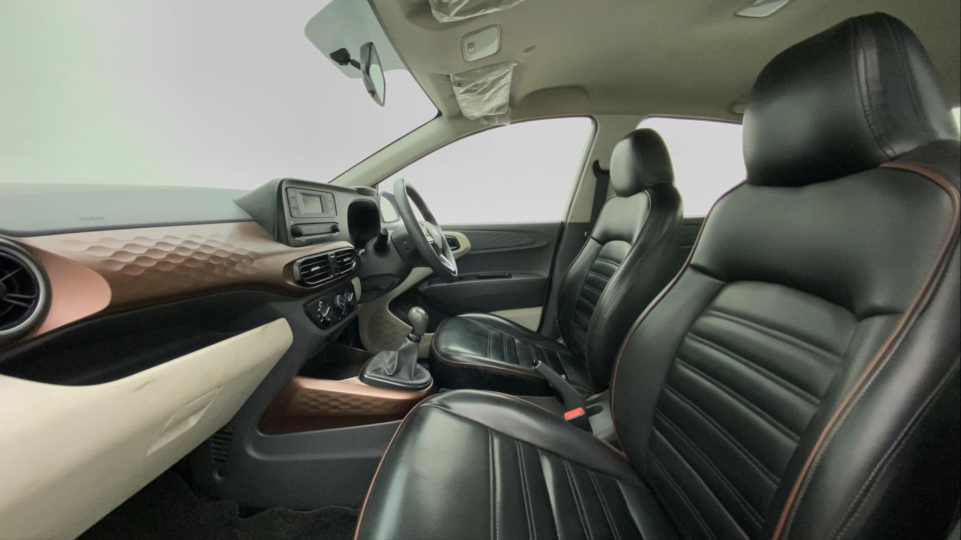 2020 Hyundai AURA S CNG, CNG, Manual, 40,714 km, Right Side Front Door Cabin