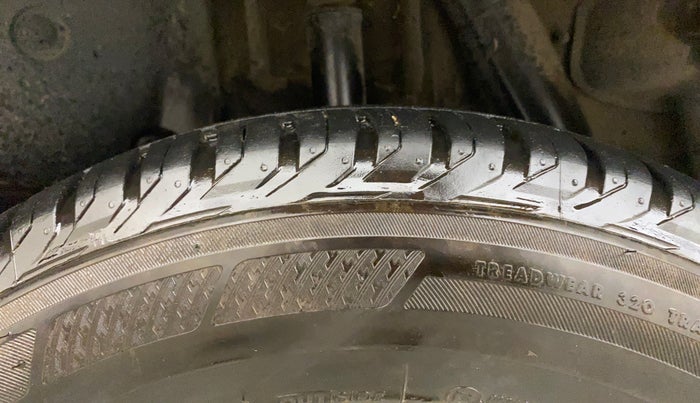 2019 Renault Duster 85 PS RXZ DIESEL, Diesel, Manual, 91,883 km, Right Rear Tyre Tread