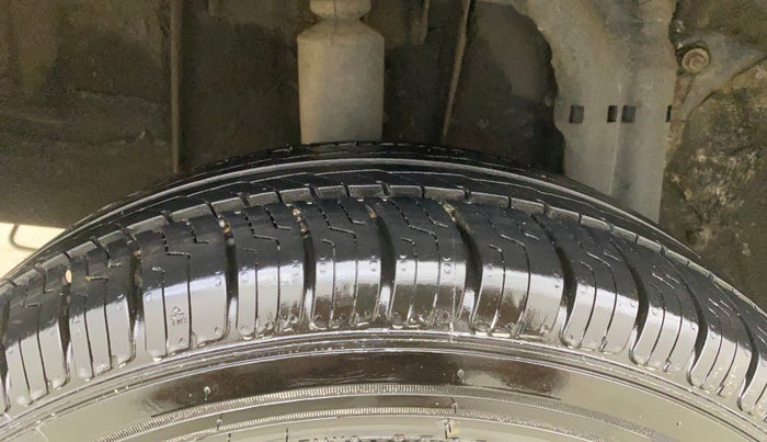 2020 Renault TRIBER RXZ, Petrol, Manual, 23,031 km, Right Rear Tyre Tread