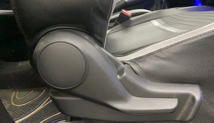 2021 Maruti Baleno DELTA PETROL 1.2, Petrol, Manual, 39,343 km, Driver Side Adjustment Panel