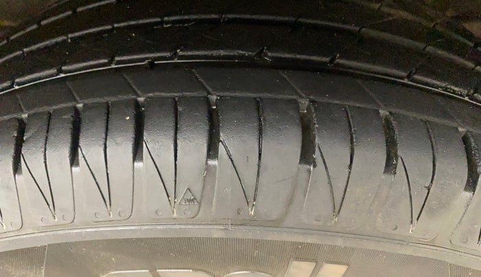 2022 KIA SONET GTX PLUS 1.0 IMT, Petrol, Manual, 18,318 km, Left Rear Tyre Tread