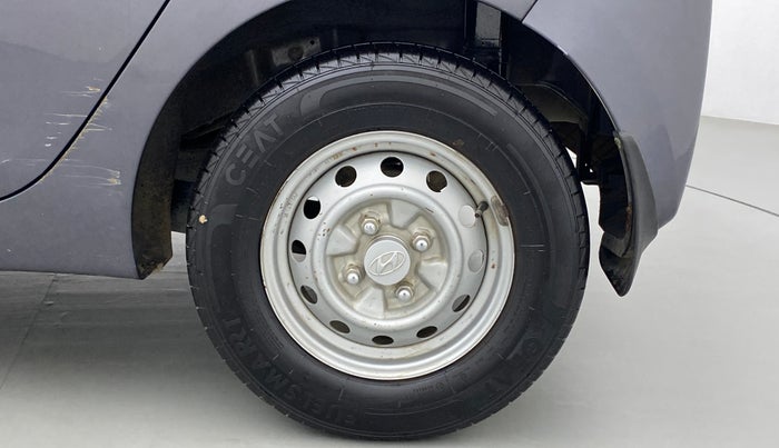 2016 Hyundai Eon ERA +, Petrol, Manual, 49,914 km, Left Rear Wheel