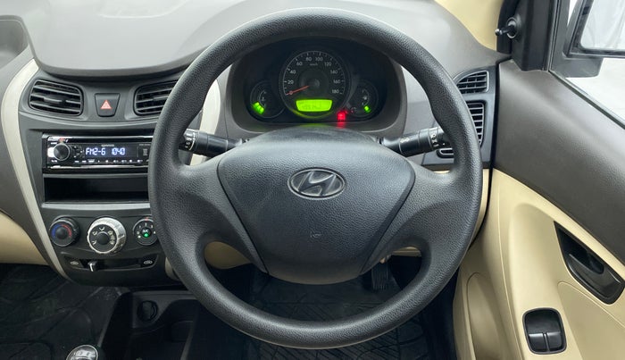 2016 Hyundai Eon ERA +, Petrol, Manual, 49,914 km, Steering Wheel Close Up