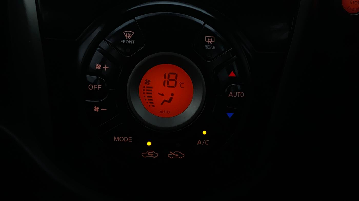 2016 Nissan Micra XV CVT, Petrol, Automatic, 61,039 km, Automatic Climate Control