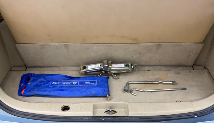 2012 Maruti Ertiga ZDI, Diesel, Manual, 1,06,213 km, Boot Inside