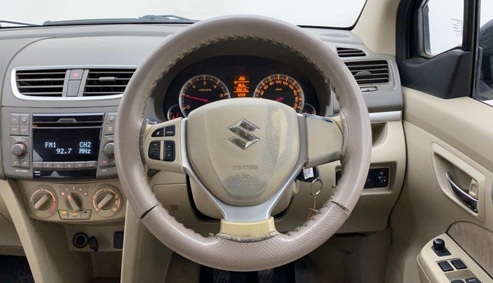 2012 Maruti Ertiga ZDI, Diesel, Manual, 1,06,213 km, Steering Wheel Close Up