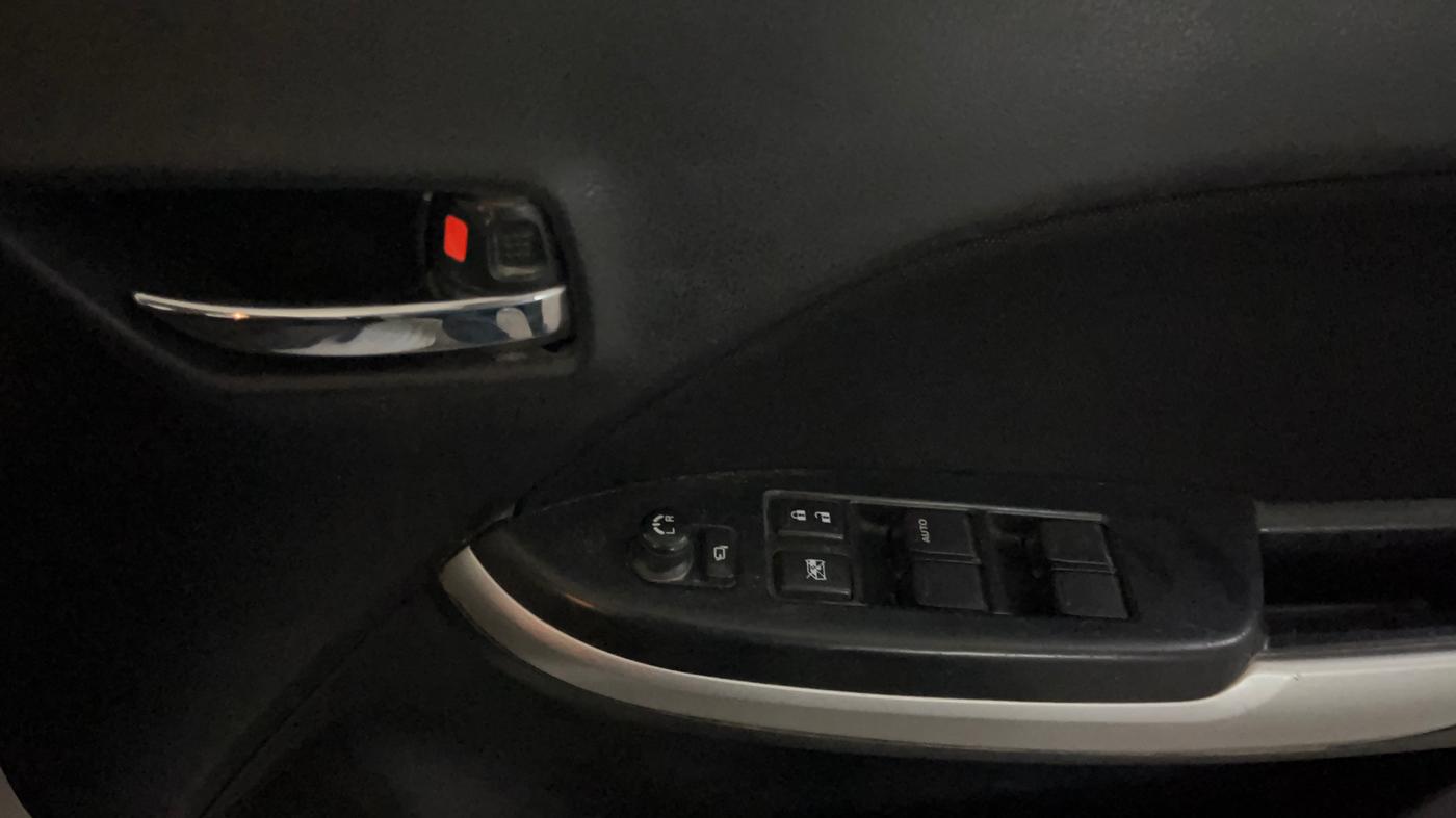 2018 Maruti Baleno DELTA PETROL 1.2, Petrol, Manual, 72,956 km, Driver Side Door Panels Control