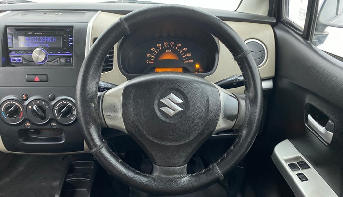 2014 Maruti Wagon R 1.0 LXI CNG, CNG, Manual, 59,130 km, Steering Wheel Close Up