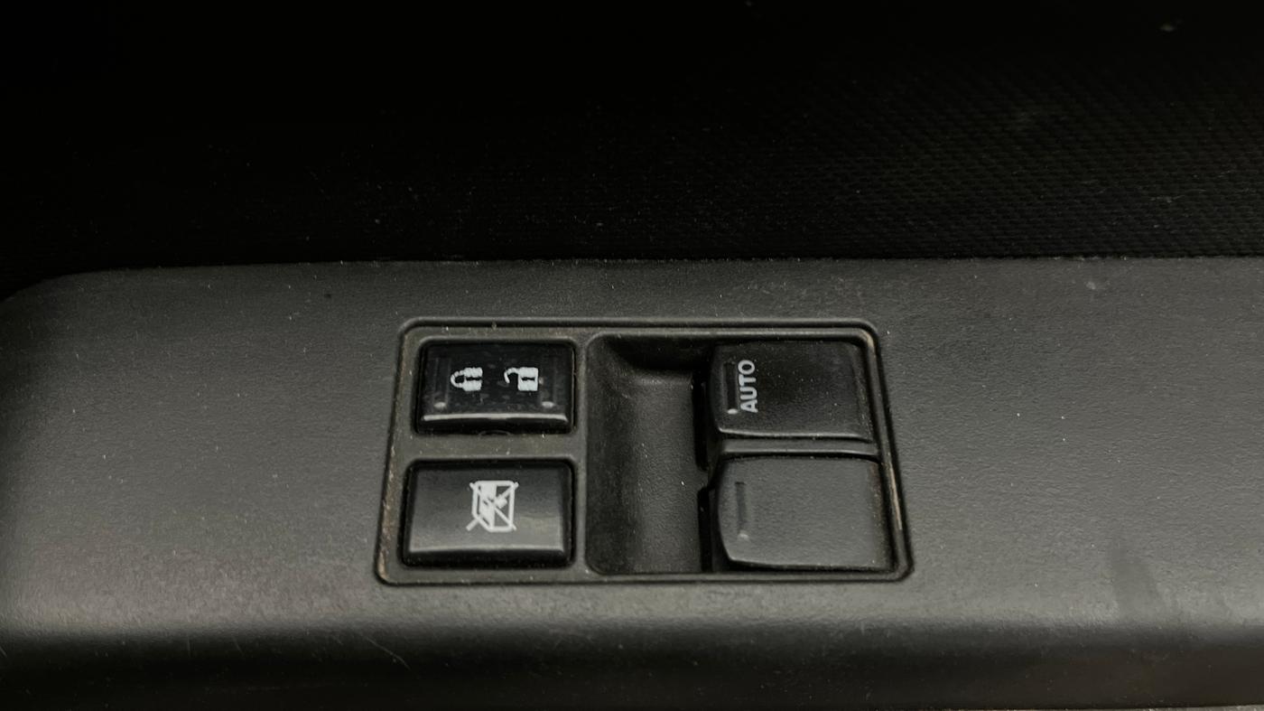 2023 Maruti New Wagon-R LXI CNG 1.0, CNG, Manual, 46,708 km, Driver Side Door Panels Control