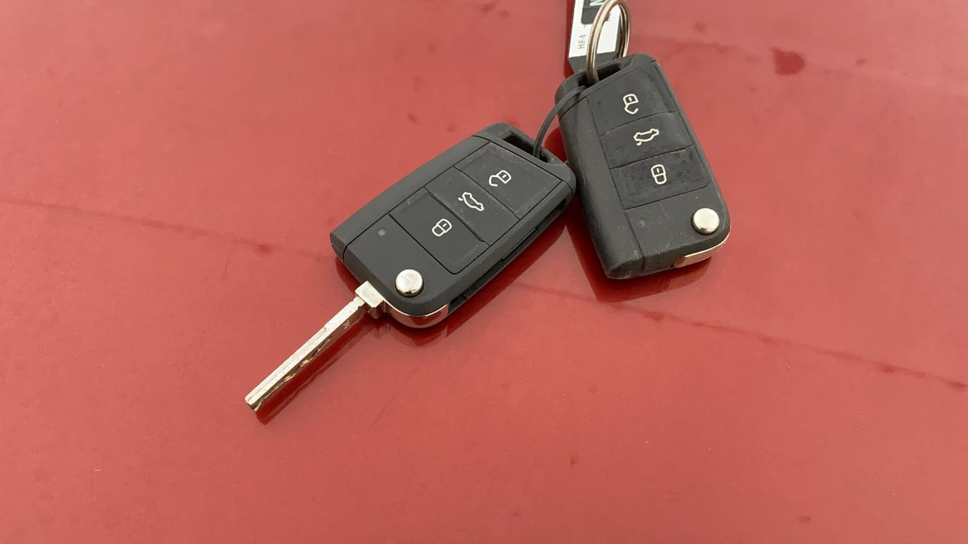 2022 Volkswagen TAIGUN TOPLINE 1.0 TSI AT, Petrol, Automatic, 44,705 km, Key Close Up