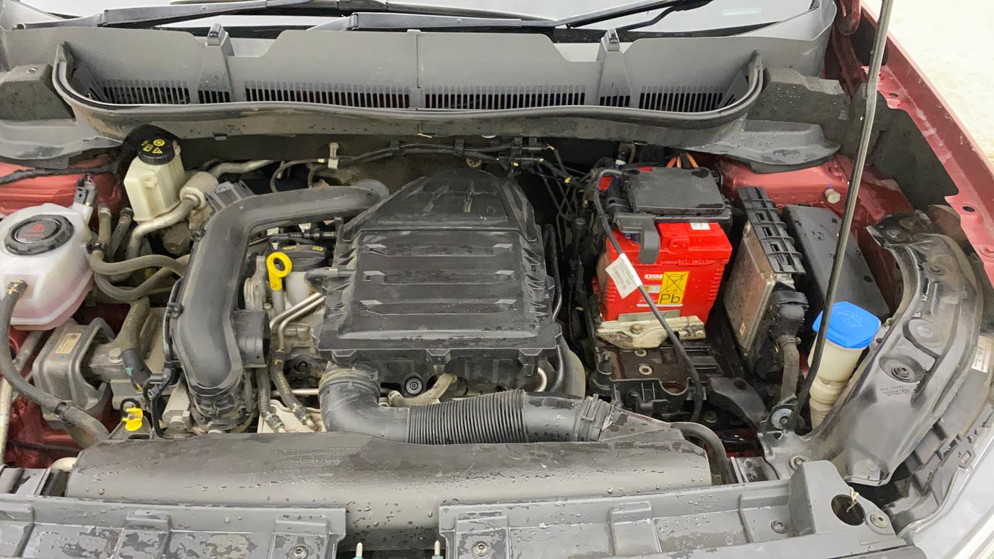 2022 Volkswagen TAIGUN TOPLINE 1.0 TSI AT, Petrol, Automatic, 44,705 km, Engine View - Left