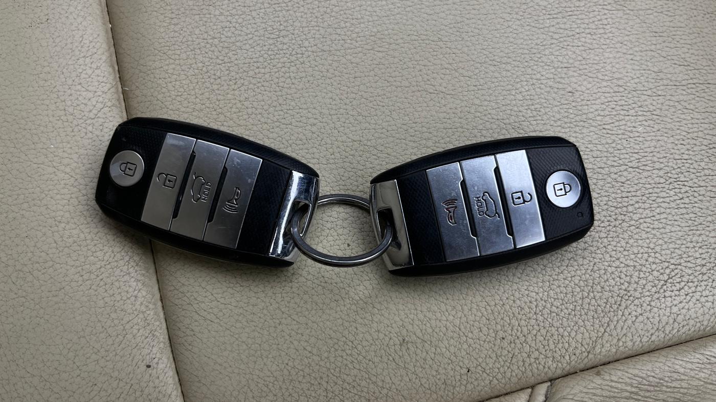 2019 KIA SELTOS HTX IVT 1.5 PETROL, Petrol, Automatic, 69,888 km, Key Close Up
