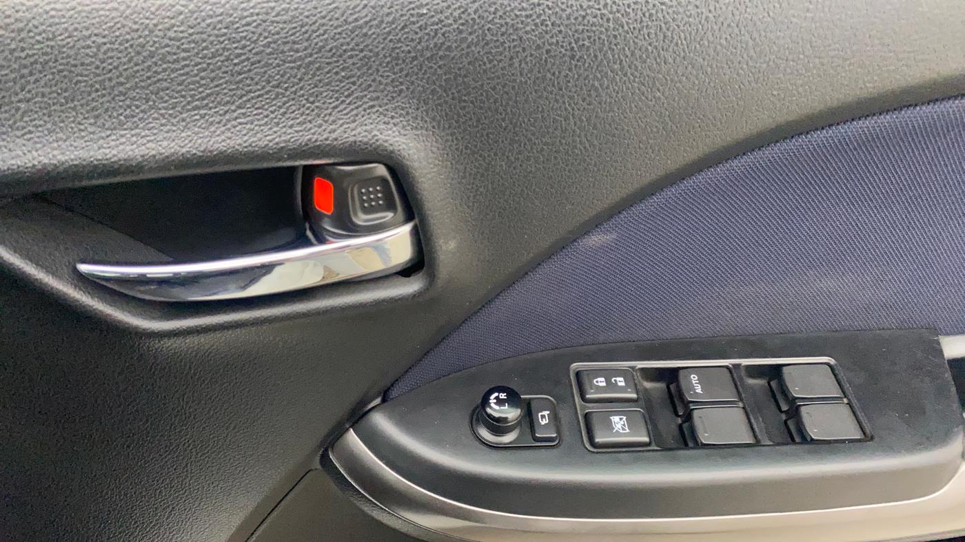 2020 Toyota Glanza V, Petrol, Manual, 47,059 km, Driver Side Door Panels Control