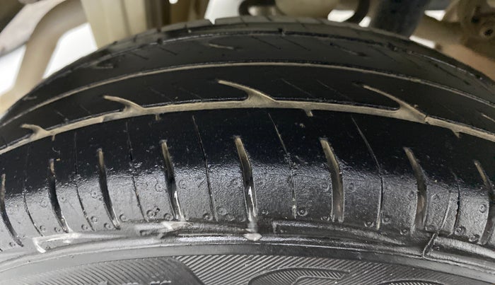 2017 Maruti Alto 800 LXI, Petrol, Manual, 75,771 km, Right Rear Tyre Tread