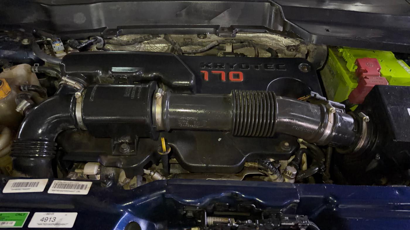 2022 Tata Safari XMA, Diesel, Automatic, 48,384 km, Engine View