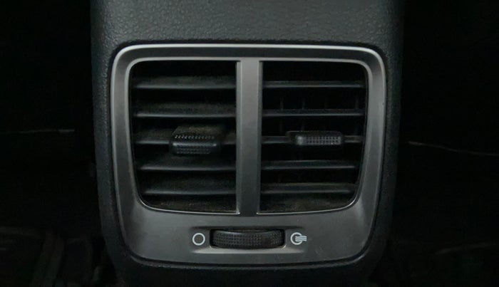 2018 Hyundai Verna 1.6 VTVT SX, Petrol, Manual, 30,687 km, Rear AC Vents