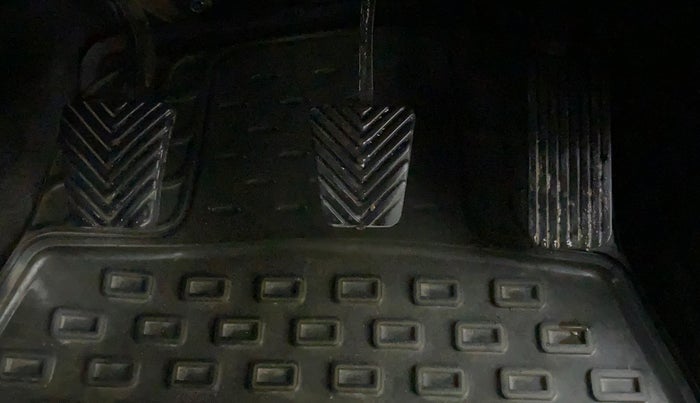 2018 Hyundai Verna 1.6 VTVT SX, Petrol, Manual, 30,687 km, Pedals