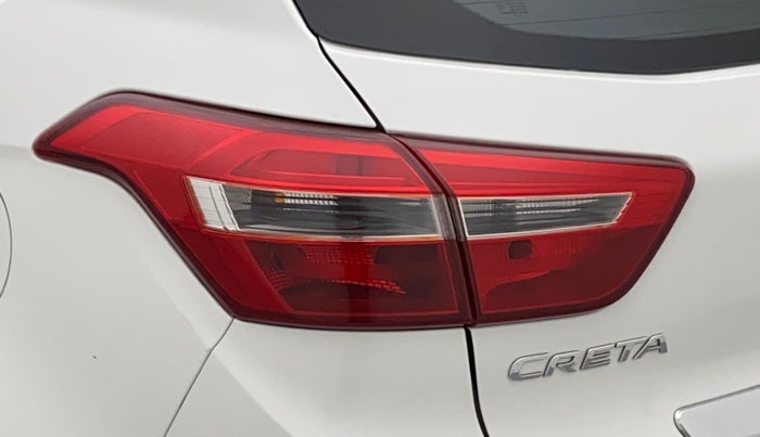 2015 Hyundai Creta SX PLUS 1.6 PETROL, Petrol, Manual, 68,592 km, Left tail light - Reverse gear light not functional