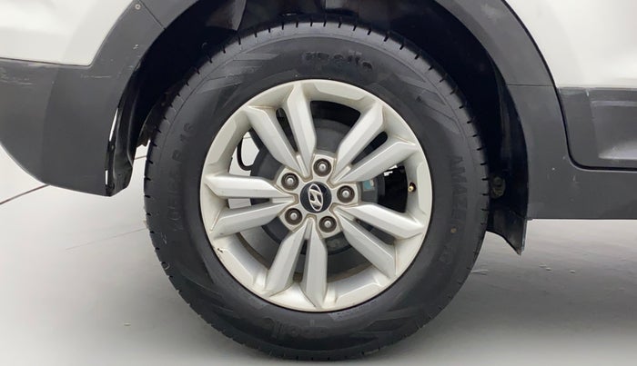 2015 Hyundai Creta SX PLUS 1.6 PETROL, Petrol, Manual, 68,592 km, Right Rear Wheel