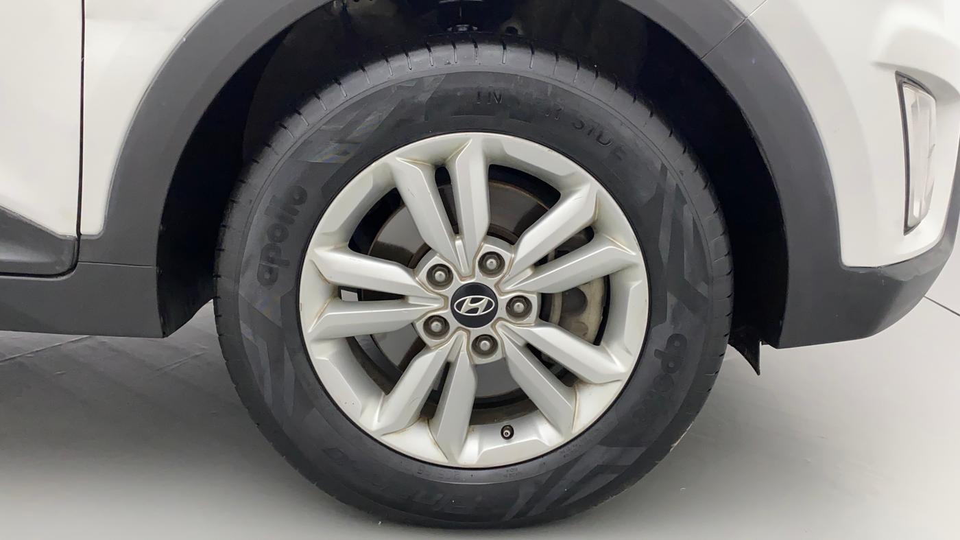 2015 Hyundai Creta SX PLUS 1.6 PETROL, Petrol, Manual, 68,592 km, Right Front Wheel