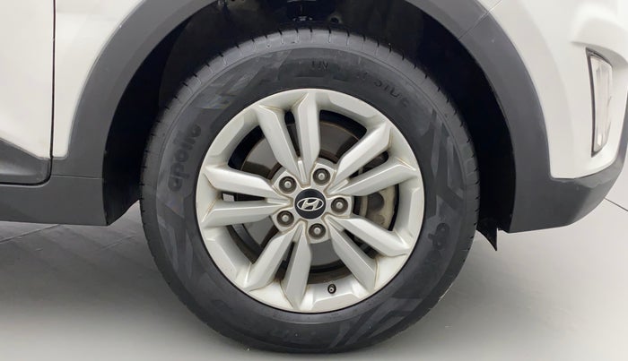 2015 Hyundai Creta SX PLUS 1.6 PETROL, Petrol, Manual, 68,592 km, Right Front Wheel