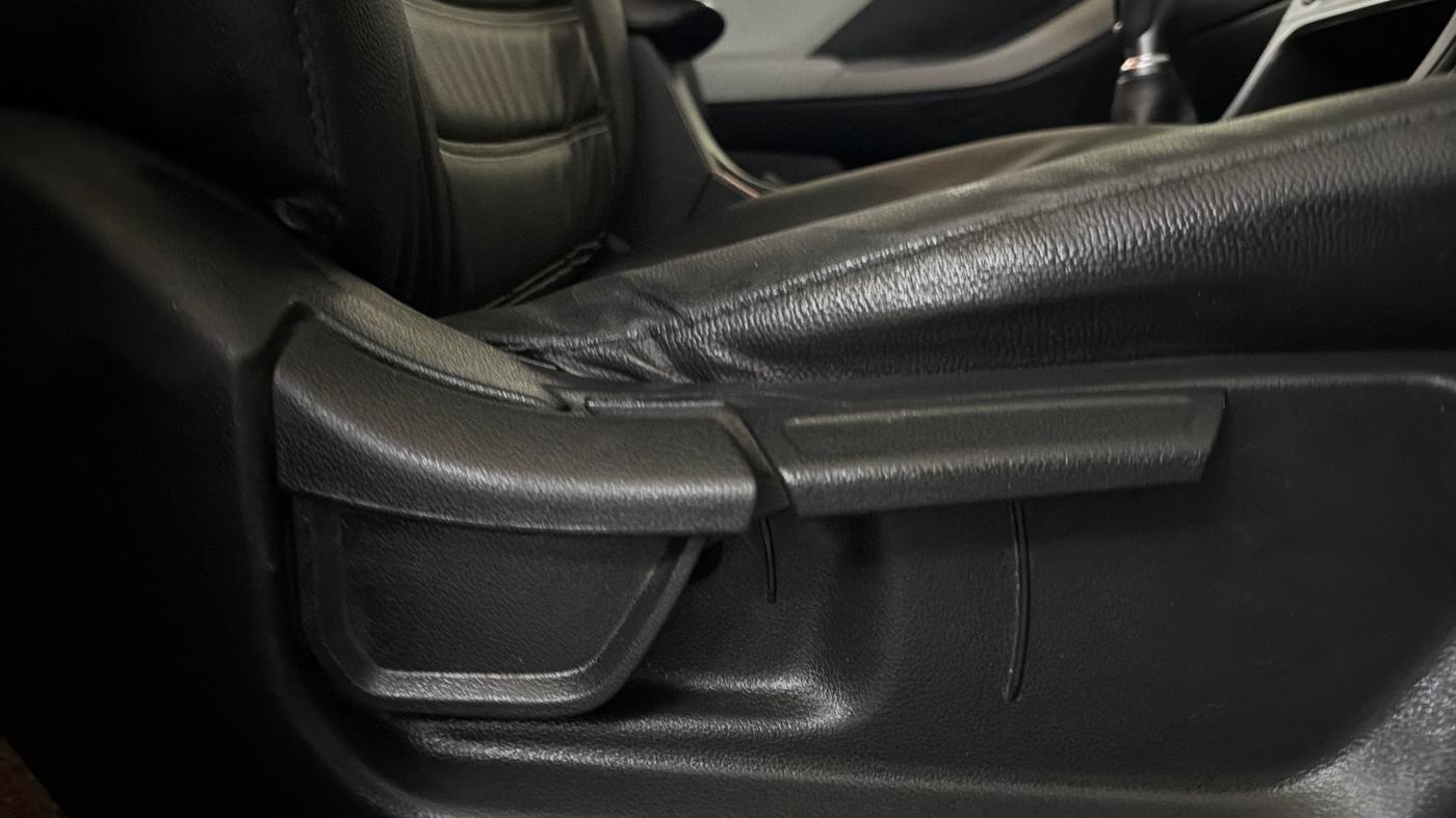 2022 Hyundai Creta E 1.5 PETROL, Petrol, Manual, 47,267 km, Driver Side Adjustment Panel