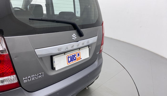 2018 Maruti Wagon R 1.0 VXI, CNG, Manual, 84,844 km, Dicky (Boot door) - Minor scratches