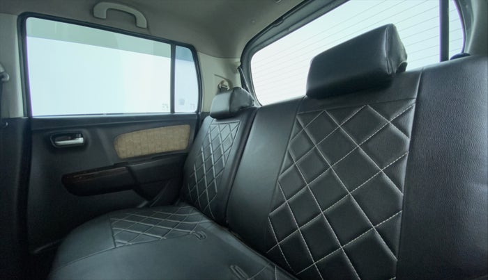 2018 Maruti Wagon R 1.0 VXI, CNG, Manual, 84,844 km, Right Side Rear Door Cabin