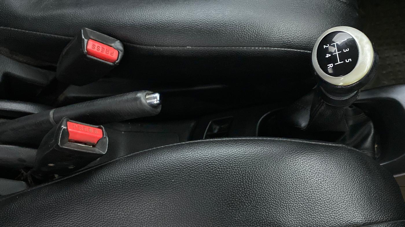 2018 Maruti Wagon R 1.0 VXI, CNG, Manual, 84,844 km, Gear Lever